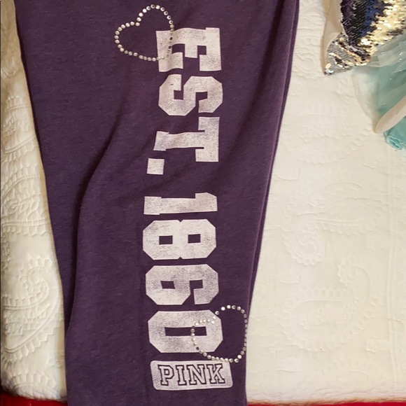 PINK Victoria’s Secret LSU Tigers set - Picture 9 of 12